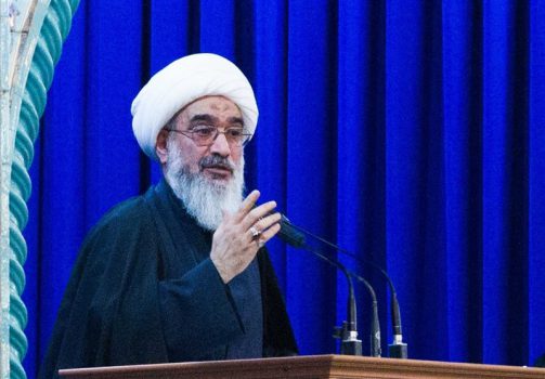 امام جمعه بوشهر: وزارت امور خارجه سفیر انگلیس را از ایران اخراج کند