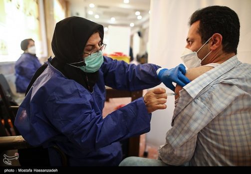 ۹۵.۵ درصد کارکنان دولت در استان بوشهر واکسن کرونا دریافت کرده‌اند
