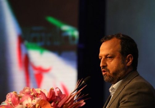 وزیر اقتصاد: از سال ۹۷ تا ۱۴۰۰ فشار رفاهی جدی به مردم وارد شد/ “سیاستهای تورمی دولت” آینده روشنی دارد