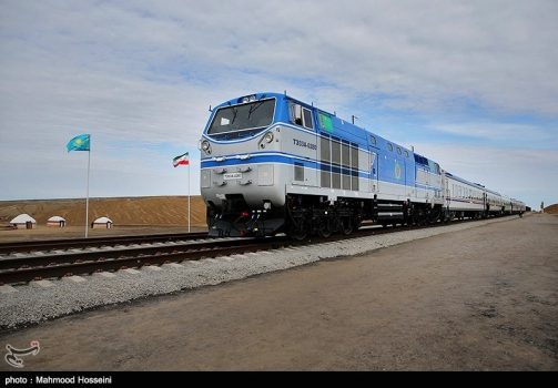معاون رئیس جمهور: منابع مالی اجرای راه‌آهن بوشهر – شیراز تامین شد