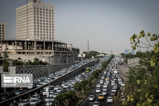 مردم درباره ترافیک تهران چه می‌گویند؟/افزایش بار ترافیکی با بازگشایی مراکز آموزشی