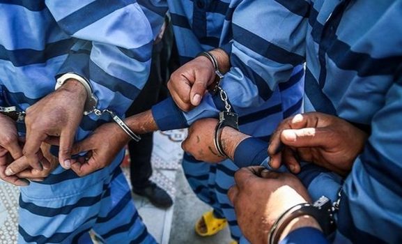 پلیس گناوه ۱۲ سارق و مالخر را دستگیر کرد