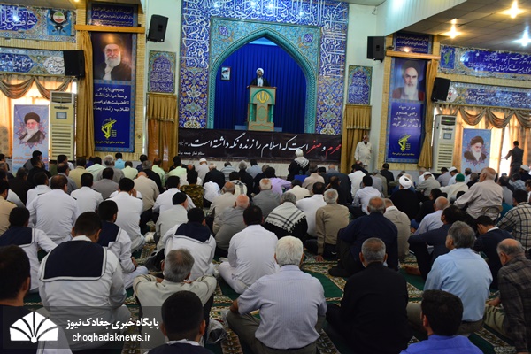 اقامه نمازجمعه به امامت حجت الاسلام دشتی در بوشهر