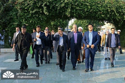 تصاویر/ سفر یک روز احمدی نژاد به بوشهر