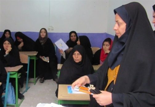 ۶۰۰۰ دانش‌آموز افغانستانی در استان بوشهر رایگان تحصیل می‌کنند