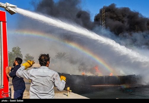 ۲۲ ملوان شناور صیادی حادثه دیده در آبهای خلیج فارس نجات یافتند