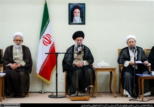 امامخامنهای: دستگاه قضا با مختلکنندگان امنیت اقتصادی برخورد کند؛ قاضی خیانتکار به مردم معرفی شود