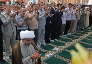 نماز عید سعید فطر در مصلای جمعه بوشهر برگزار می‌شود