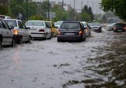 بارش باران سبب آبگرفتگی معابر و کندی رفت و آمد‌ها در استان بوشهر شد