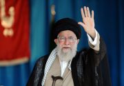 امام خامنه‌ای: دفاع مقدس تمام‌نشدنی است/ دشمن در تهاجم به معنویات شکست خواهد خورد