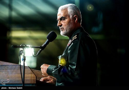 سرلشکر قاسم سلیمانی از امام خامنهای «نشان ذوالفقار» دریافت کرد