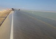 جاده ساحلی بوشهر به گناوه مسدود است