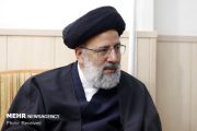برخورد با ناهنجاری‌های اجتماعی برای دفاع از حقوق مردم لازم است
