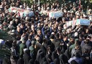 تشییع پیکر ۳ شهید گمنام دوران دفاع مقدس در بوشهر به روایت تصویر