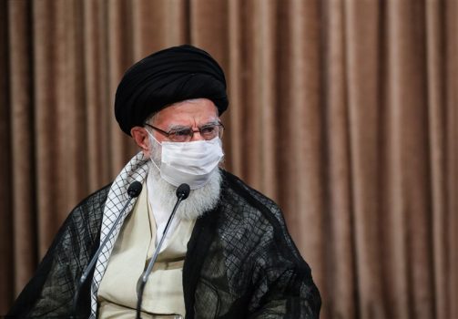 امام خامنهای: گذشت زمان هرگز نخواهد توانست یاد شهیدان را از خاطر ملت بزداید