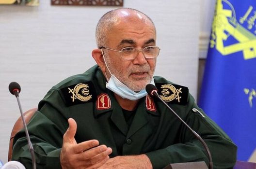 انتقاد از شنای مختلط در ساحل بوشهر/ مکانهای جداگانه ایجاد شود