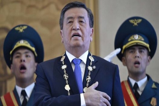 رئیس‌جمهور قرقیزستان استعفا کرد