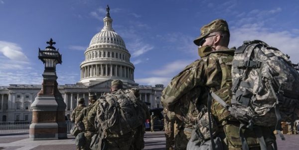 نگرانی مقامات آمریکایی از حمله نظامیان به مراسم تحلیف بایدن