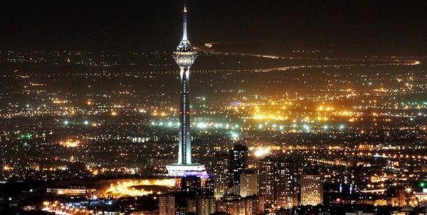 فجر ۴۲/بانگ الله اکبر از فراز برج میلاد