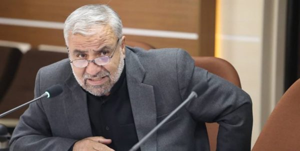 نماینده مجلس: ارز ۴هزار و ۲۰۰ تومانی عدهای را از کوخنشینی به کاخنشینی رساند