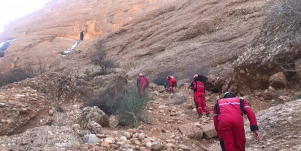 چرا کوه‌سرخ شیراز حادثه آفرین شده است؟/ چهار کشته و مجروح درپی کوهنوردی غیراصولی طی دو هفته اخیر