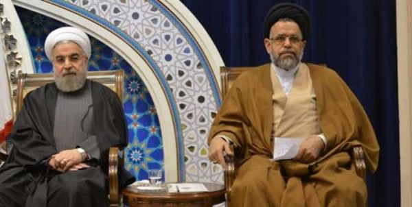تذکر روحانی به وزیر اطلاعات/ واعظی: فتوای رهبری به قوت خود باقی است