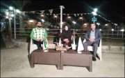 دهمین شب از مراسم دهه فجر با حضور بازیگر فیلم مستند زنان محله برگزار شد