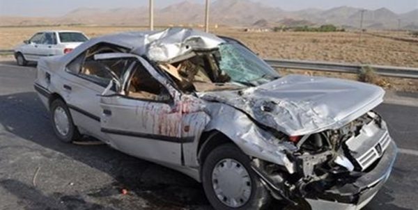 واژگونی پژو ۴۰۵ با ۲ کشته و ۱۱ مجروح در محور ایرانشهر- خاش