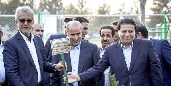 غفاری: باید در هیات رئیسه AFC جلوی تصمیم علیه ایران را میگرفتیم/دخالت وزیر و کمیته ملی المپیک در این ماجرا درست نیست