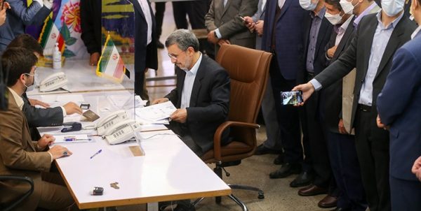 احمدی‌نژاد: اگر رد صلاحیت شوم، انتخابات را قبول ندارم و در آن شرکت نمی‌کنم
