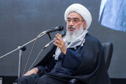 استان بوشهر سرزمین مقاومت است/ هزاران رئیسعلی آماده دفاع هستند