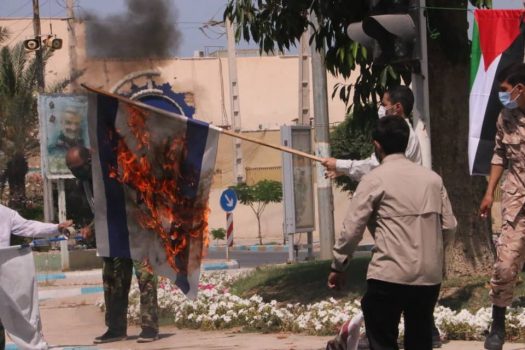 گرامیداشت روز جهانی قدس در بوشهر/ پرچم رژیم صهیونیستی آتش زده شد