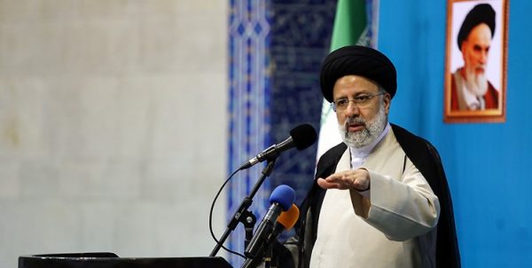 آیتالله رئیسی: خودرو از انحصار خارج و برای آن قیمتی عادلانه تعیین خواهد شد