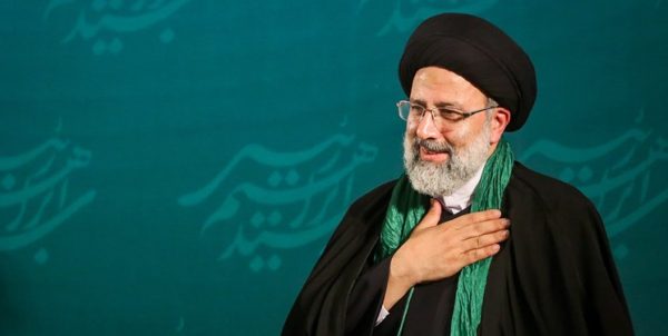 حمایت ۳۵۰ نفر از هنرمندان کشور از آیتالله رییسی