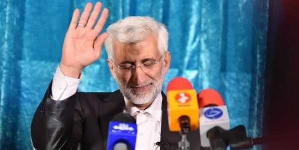 انصراف سعید جلیلی به نفع آیتالله رئیسی/ با رای به سیدابراهیم رئیسی او را در قبول مسئولیت یاری کنیم