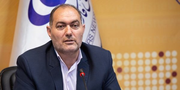 کوچک سازی دولت را از ستادهای عریض و طویل مرکز نشین‌ها شروع کنید