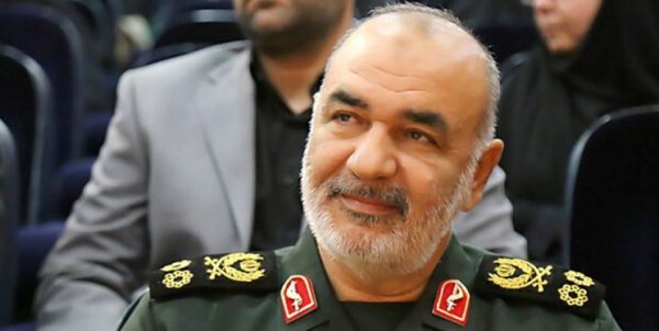 فرمانده کل سپاه صعود تیم فجر شهید سپاسی شیراز به لیگ برتر را تبریک گفت