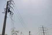 طوفان و باران ۳۹ میلیارد ریال به تاسیسات برق جنوب بوشهر خسارت زد