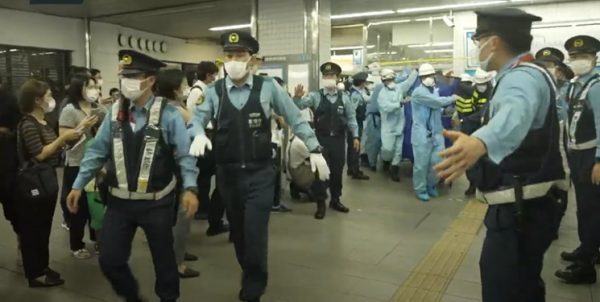 ۱۰ مجروح در حادثه چاقو کشی در متروی توکیو
