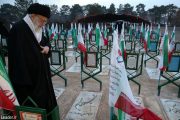 ایستادگی در برابر شیاطین‌ به پیروزی و پایان ترس و اندوه می‌رسد؛ این پیام شهیدان است