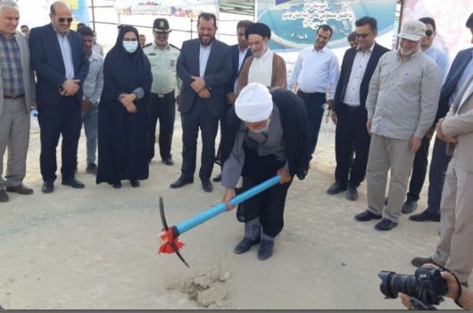 عملیات اجرایی آب شیرین کن شهرستان دیر آغاز شد