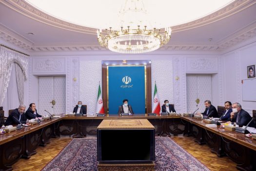 آیت الله رئیسی: رد دیون دولت به سازمان تأمین اجتماعی سرعت مییابد