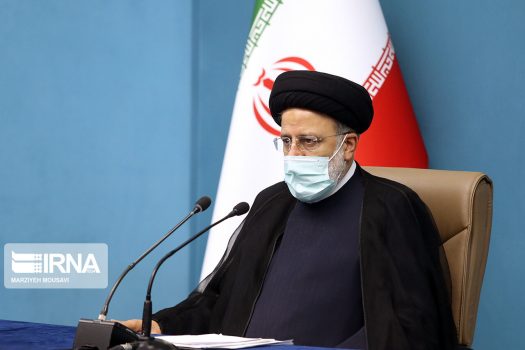 آیت‌الله رئیسی: بازار با پیگیری عالی‌ترین مسئول دستگاه‌های مربوط کنترل شود