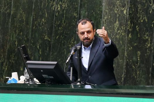 خاندوزی: انقلابی در واگذاری اموال بانک ها ایجاد میکنیم/ با مدیران متخلف برخورد میشود