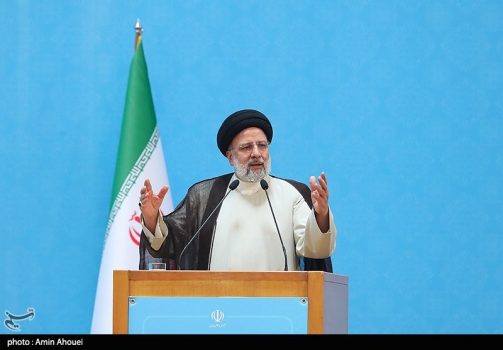 رئیسی: نماز یکی از راههای مهم برای حفظ جامعه در مقابل آسیبهای اجتماعی است