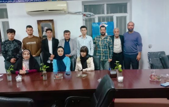 چهل و چهارمین نشست ادبی(ساختار رویش )با حضور شاعران افغانستانی برگزار شد