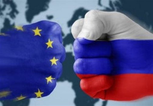 بلومبرگ: اتحادیه اروپا پس از ممنوعیت نفت روسیه با کمبود مواجه میشود