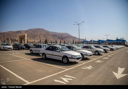 حذف دلالان و سایتها از جریان قیمتگذاری خودرو با عرضه در بورس