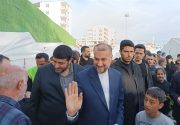 حضور امیرعبداللهیان در مناطق زلزله‌زده ترکیه/ امیدواری به عبور قریب‌الوقوع زلزله‌زدگان از بحران