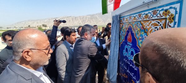 پروژه حوزه ورزش و جوانان در تنگستان با حضور وزیر جهاد افتتاح شد